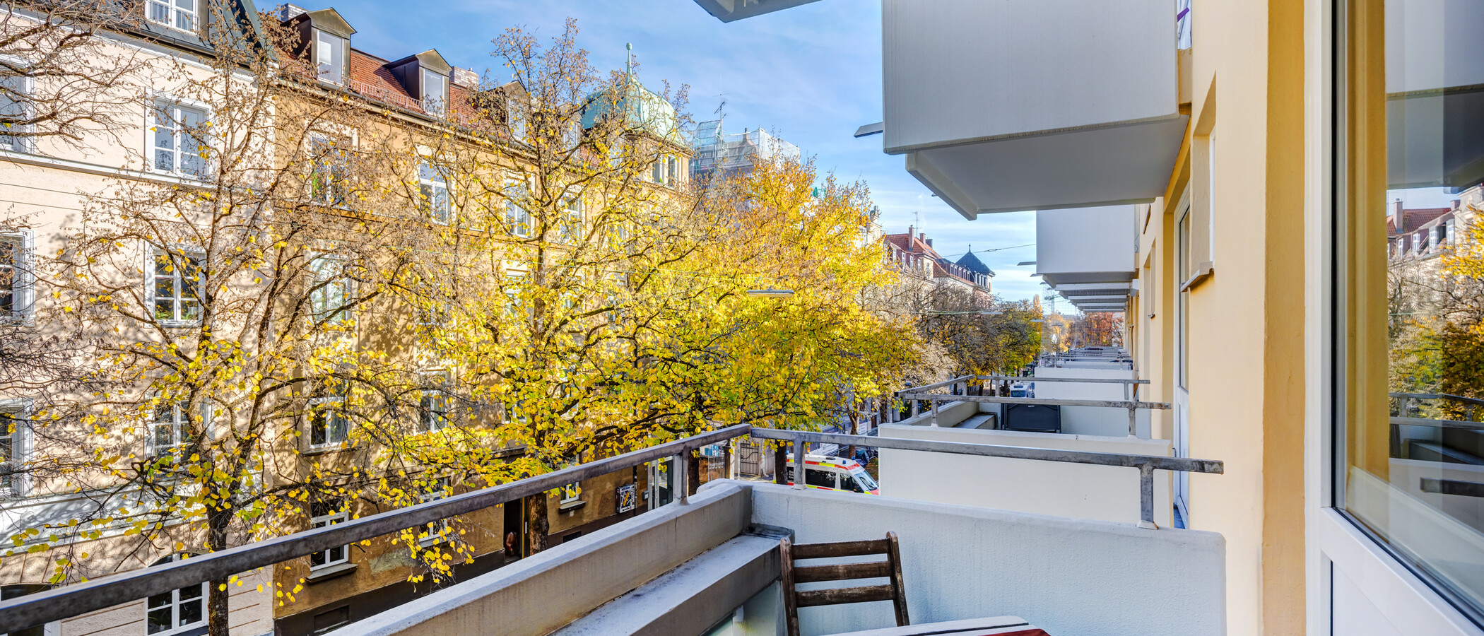 apartment München Neuhausen 01 balcony 4612