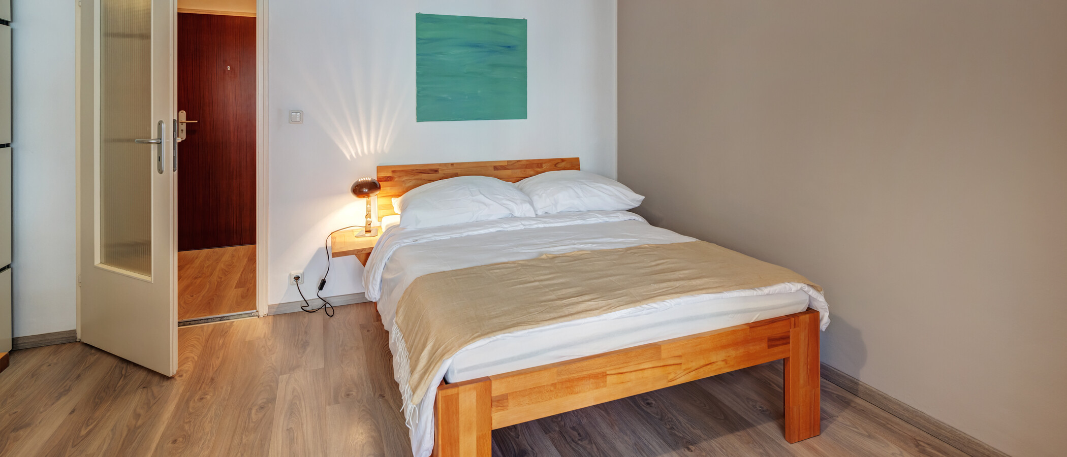 apartment München Neuhausen 01 sleeping area 4612