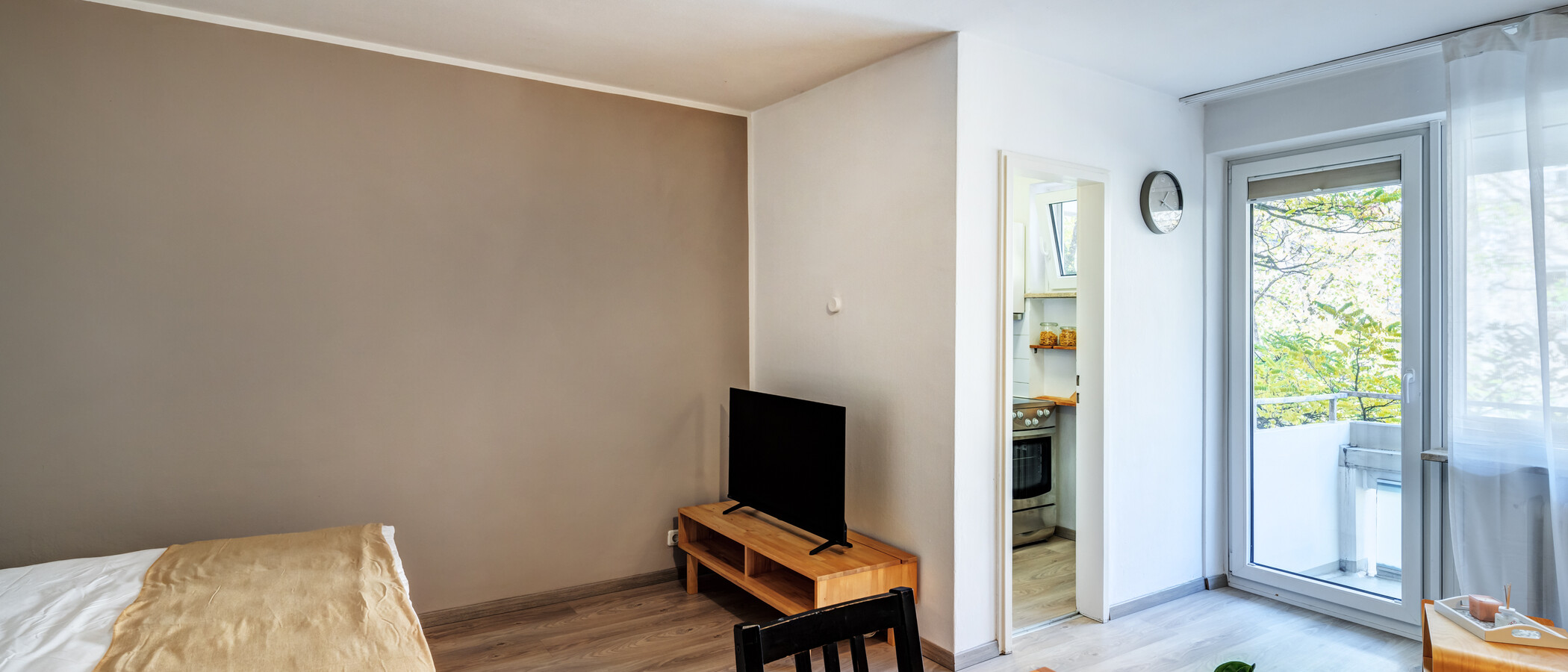 apartment München Neuhausen 03 living area 4612