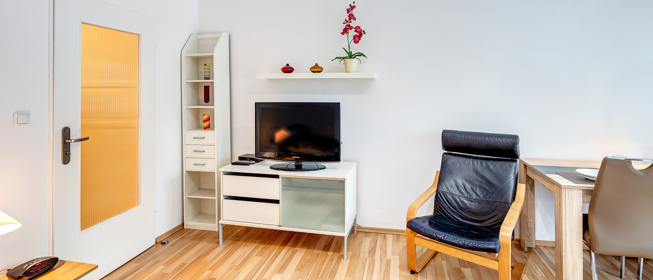 apartment München Milbertshofen 04 living area 4660
