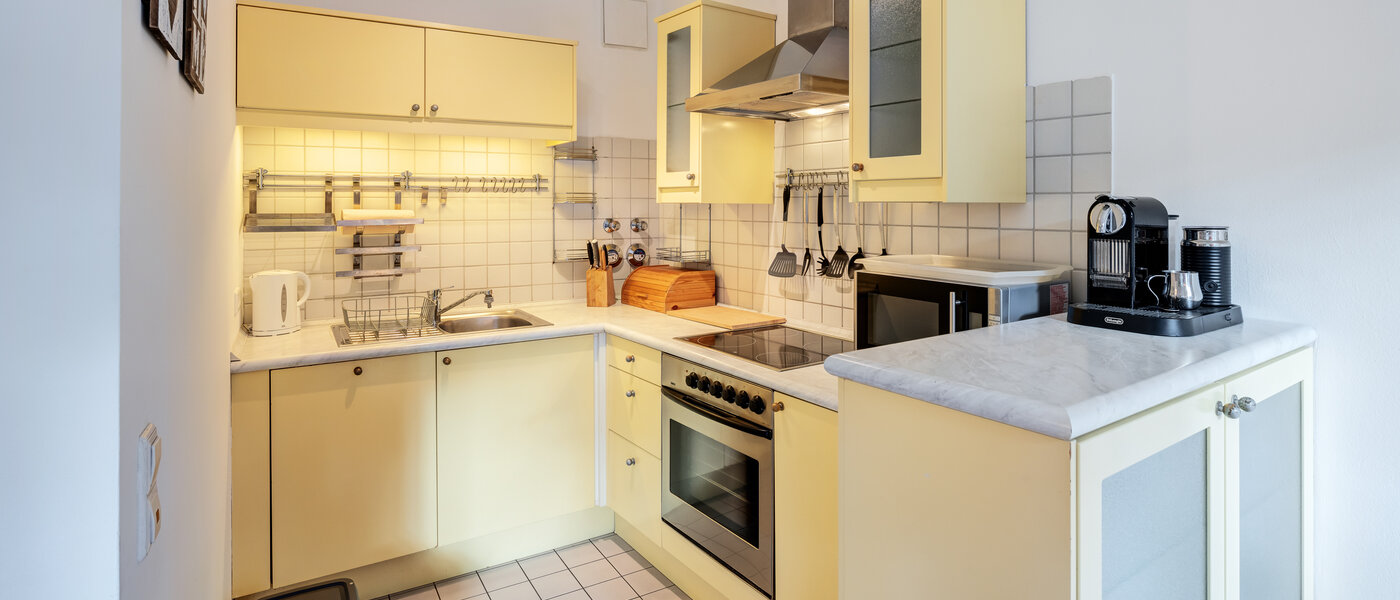 apartment München Thalkirchen 01 kitchen 4680
