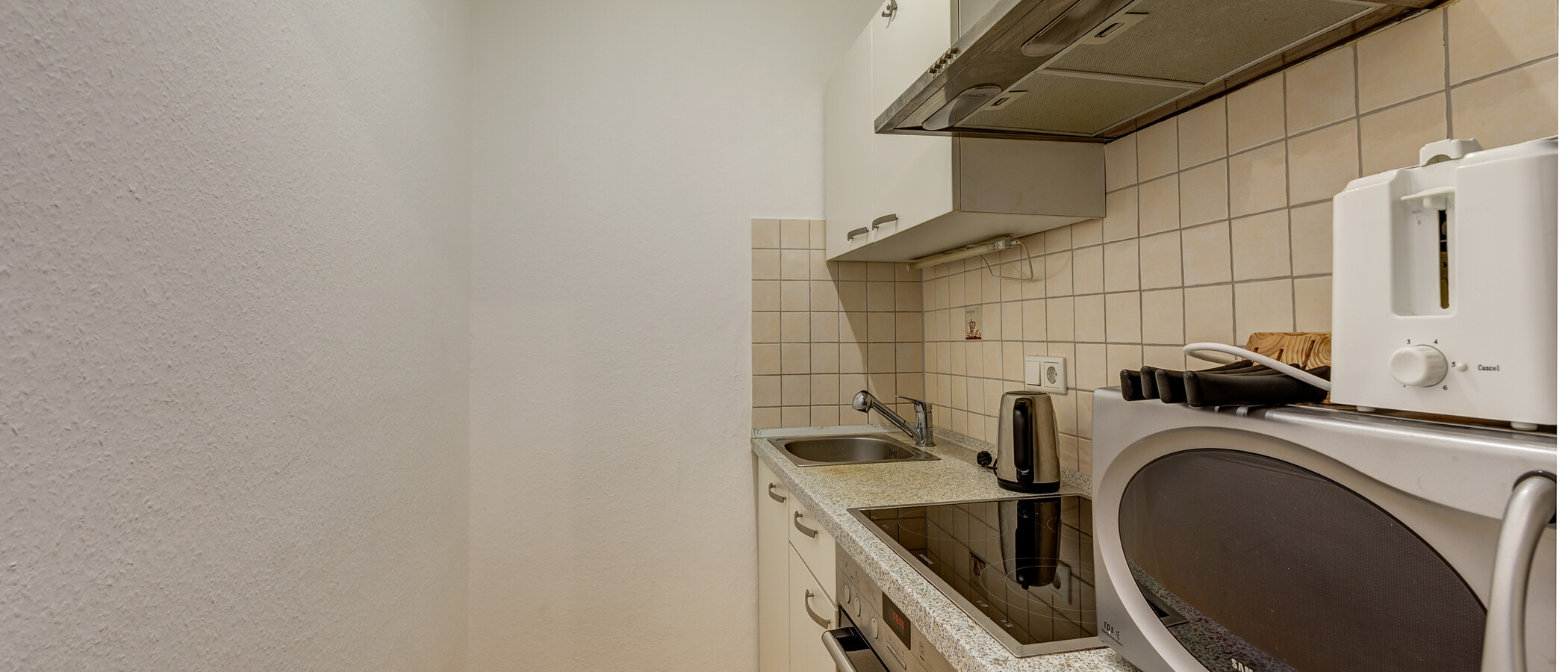 apartment München Schwabing-West 01 kitchen 4685