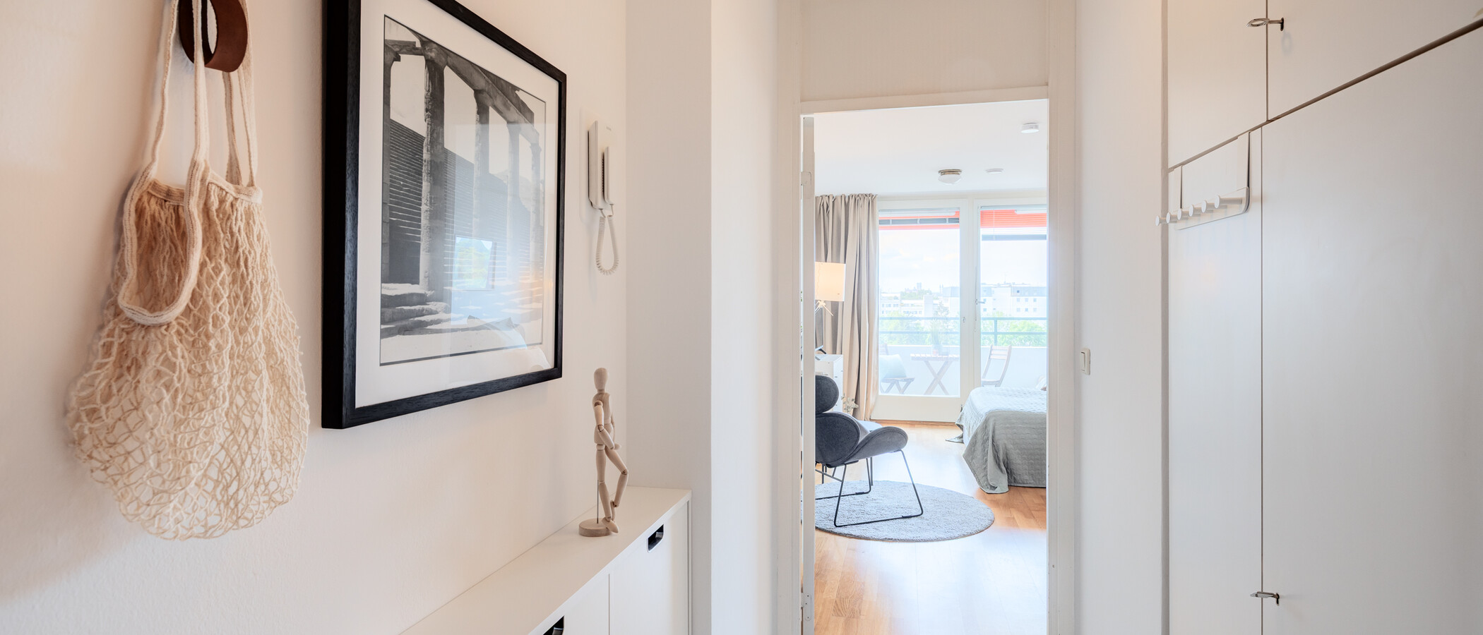apartment München Schwabing 01 hall 4700