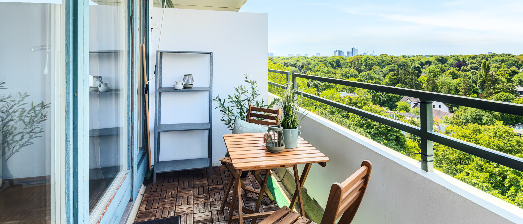 apartment München Schwabing 01 balcony 4700