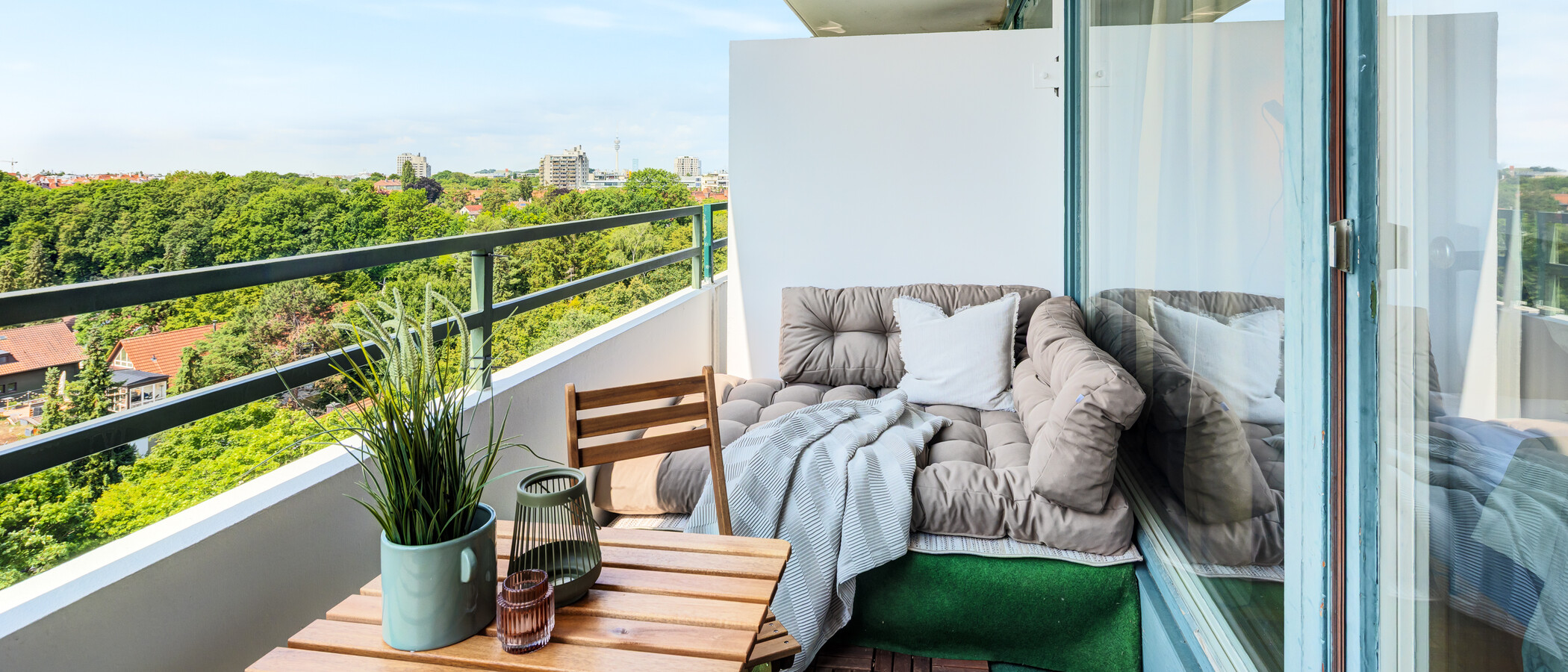 apartment München Schwabing 03 balcony 4700