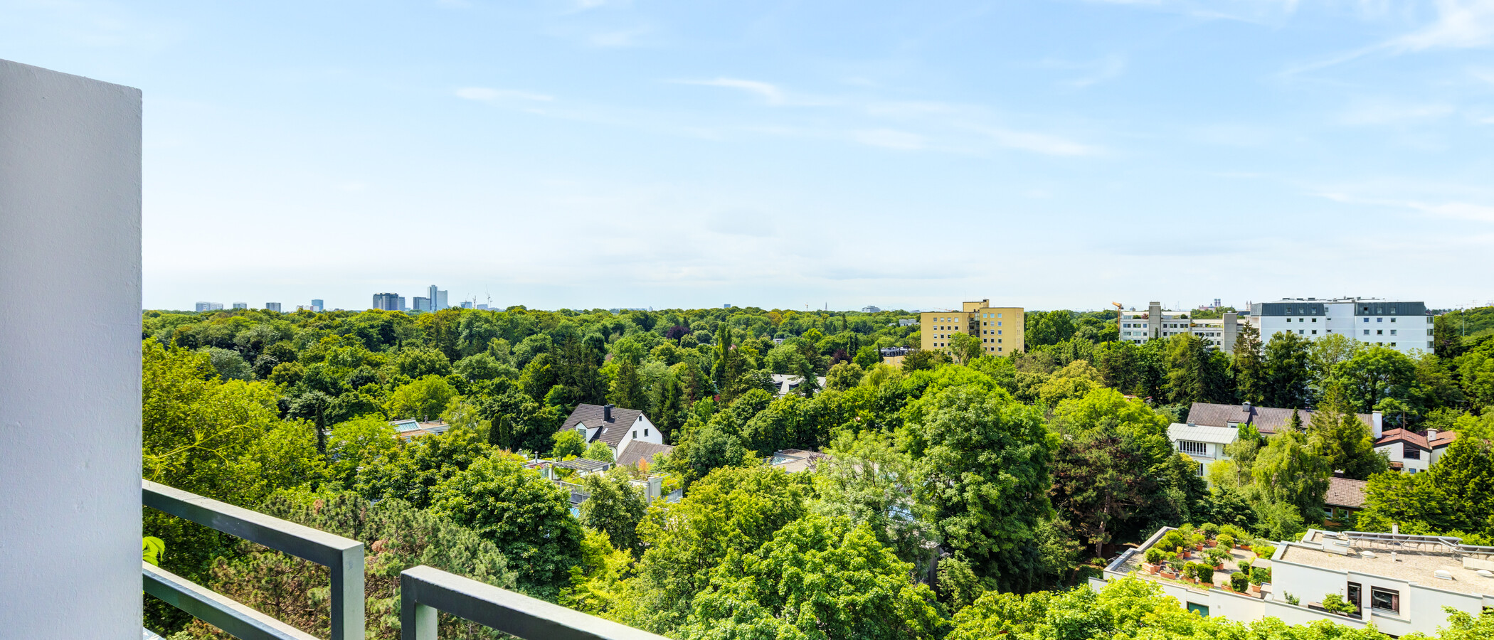 apartment München Schwabing 03 view 4700