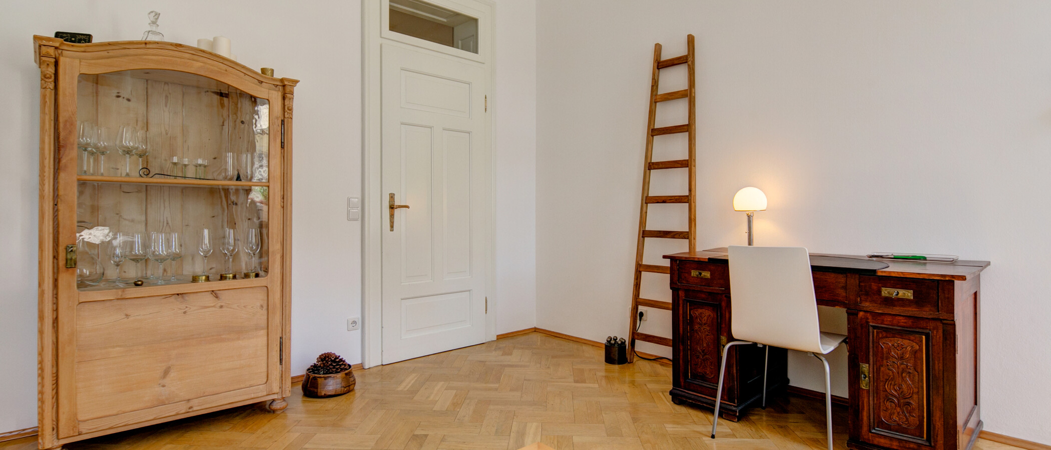 apartment München Isarvorstadt 03 living room 4713