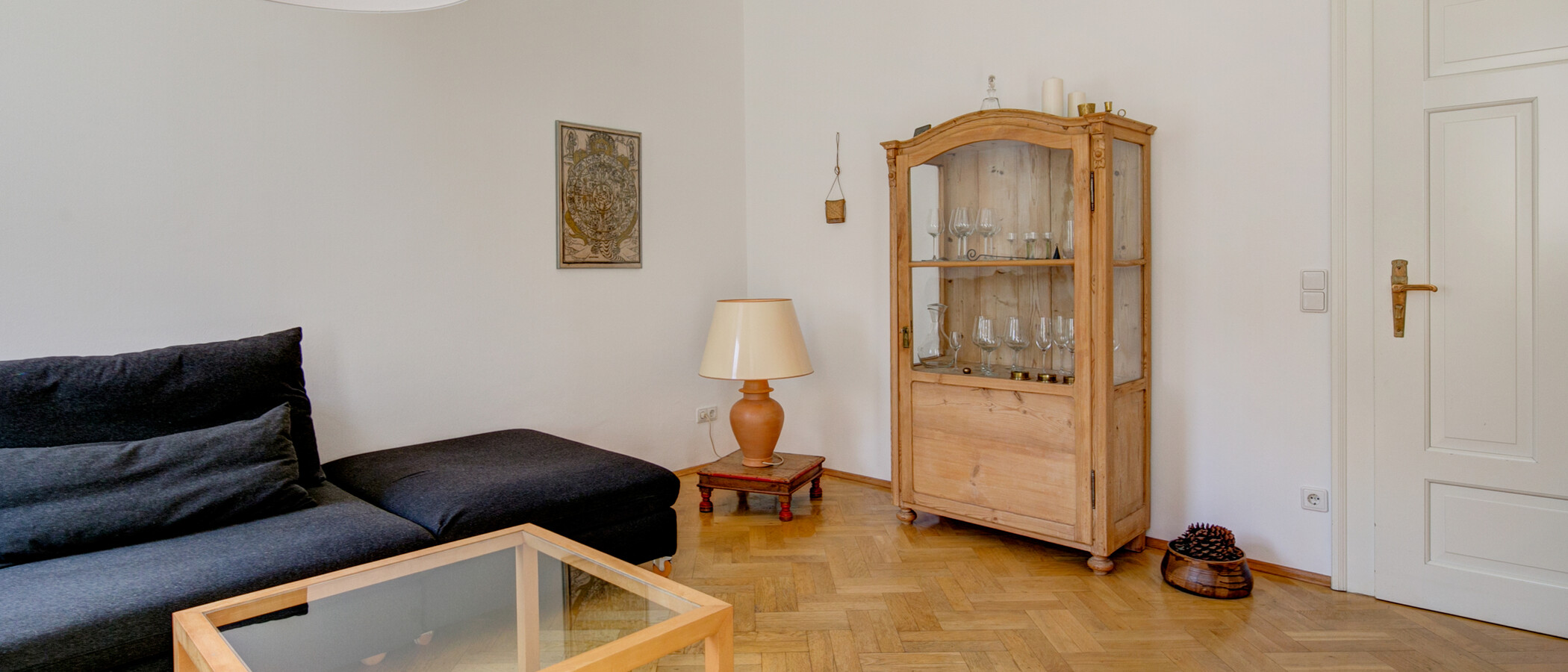 apartment München Isarvorstadt 04 living room 4713