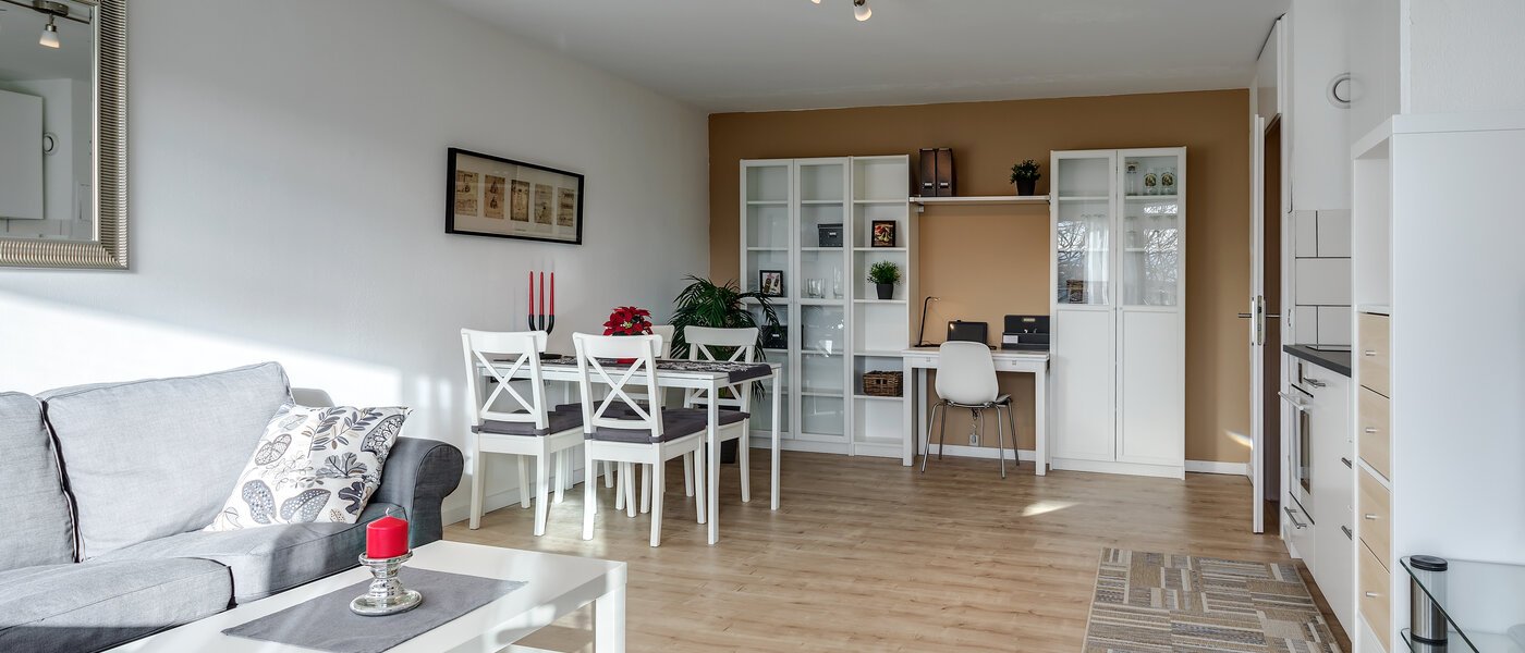 apartment München Sendling-Westpark 06 living room 4792