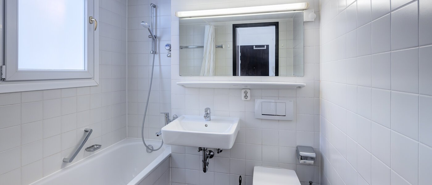 apartment München Schwabing-West (rund um den Bonner Platz) 01 bathroom 4836