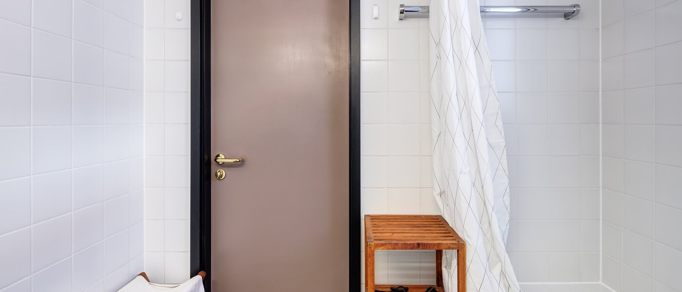 apartment München Schwabing-West (rund um den Bonner Platz) 02 bathroom 4836