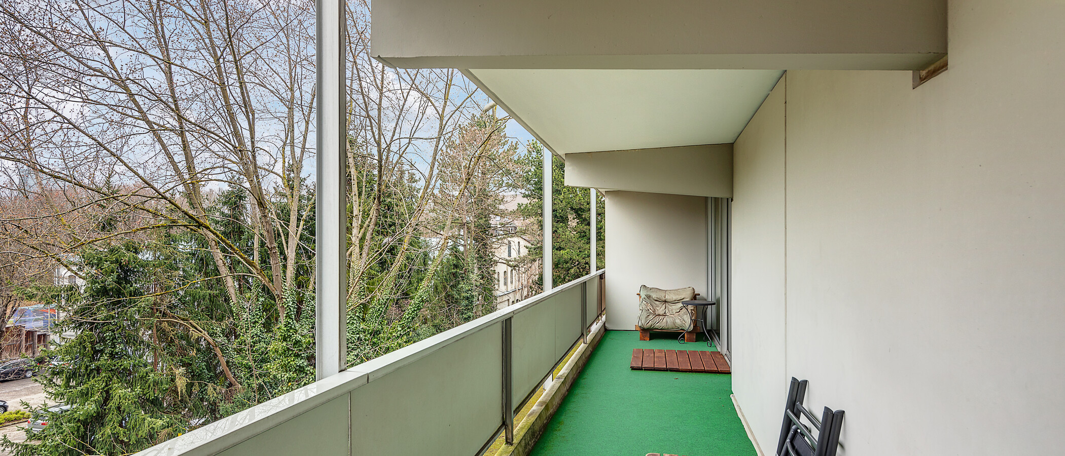 apartment München Schwabing-Nord (zw. Leopoldstraße & Englischen Garten) 01 balcony 4892