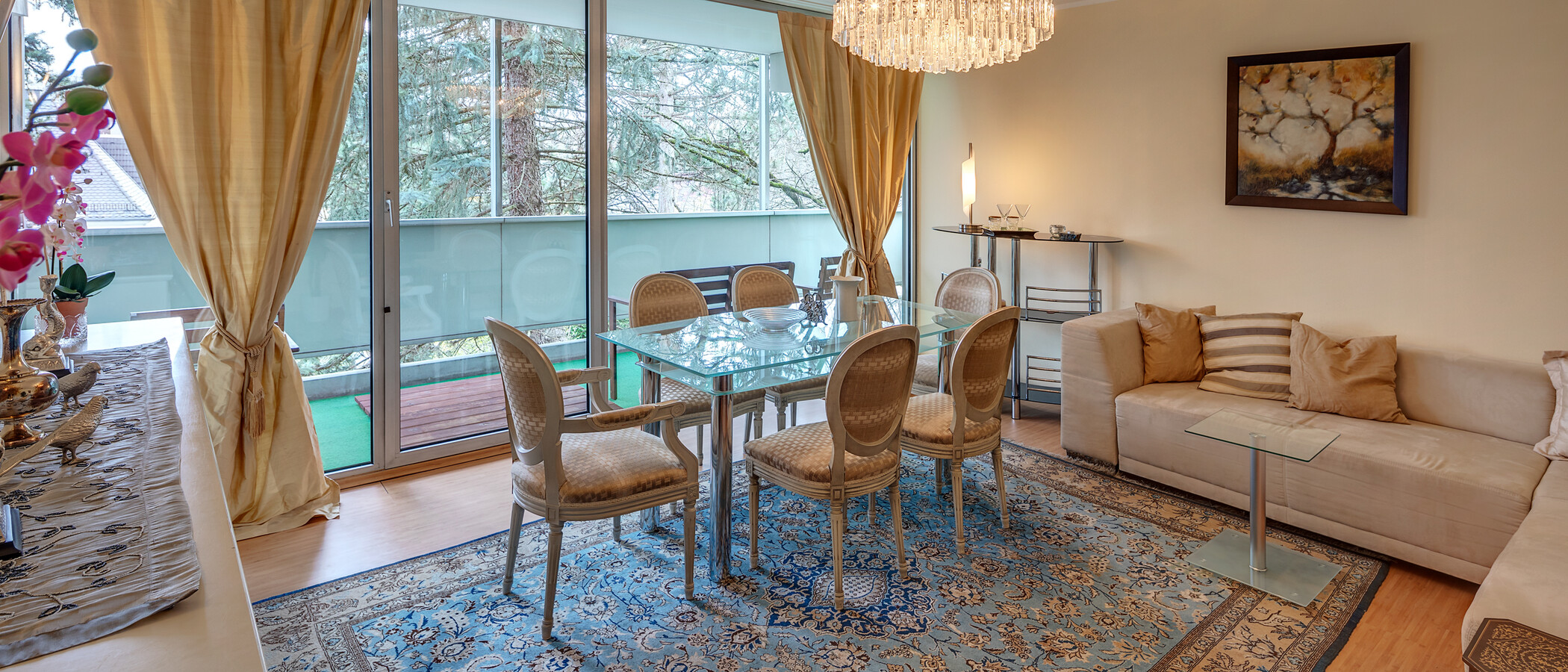 apartment München Schwabing-Nord (zw. Leopoldstraße & Englischen Garten) 01 living area 4892