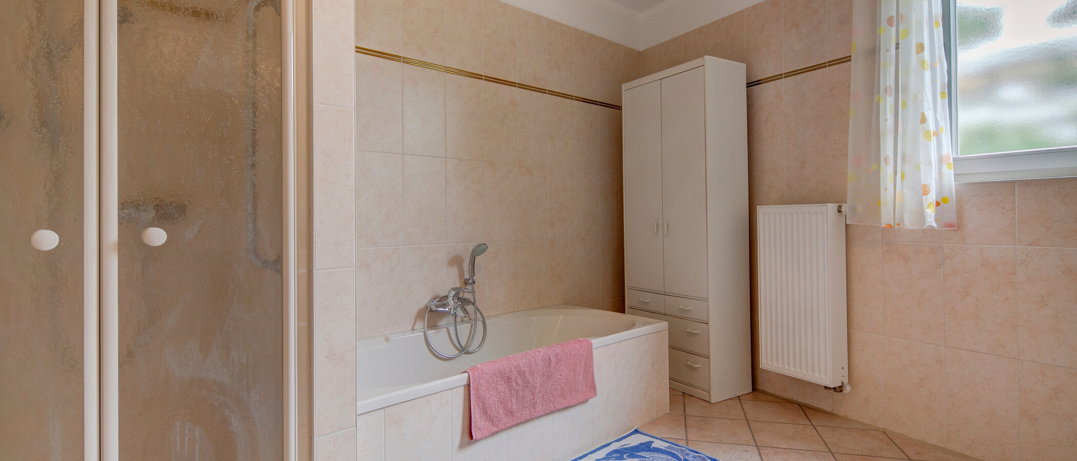 apartment München Schwabing - Alte Heide 03 bathroom 4893