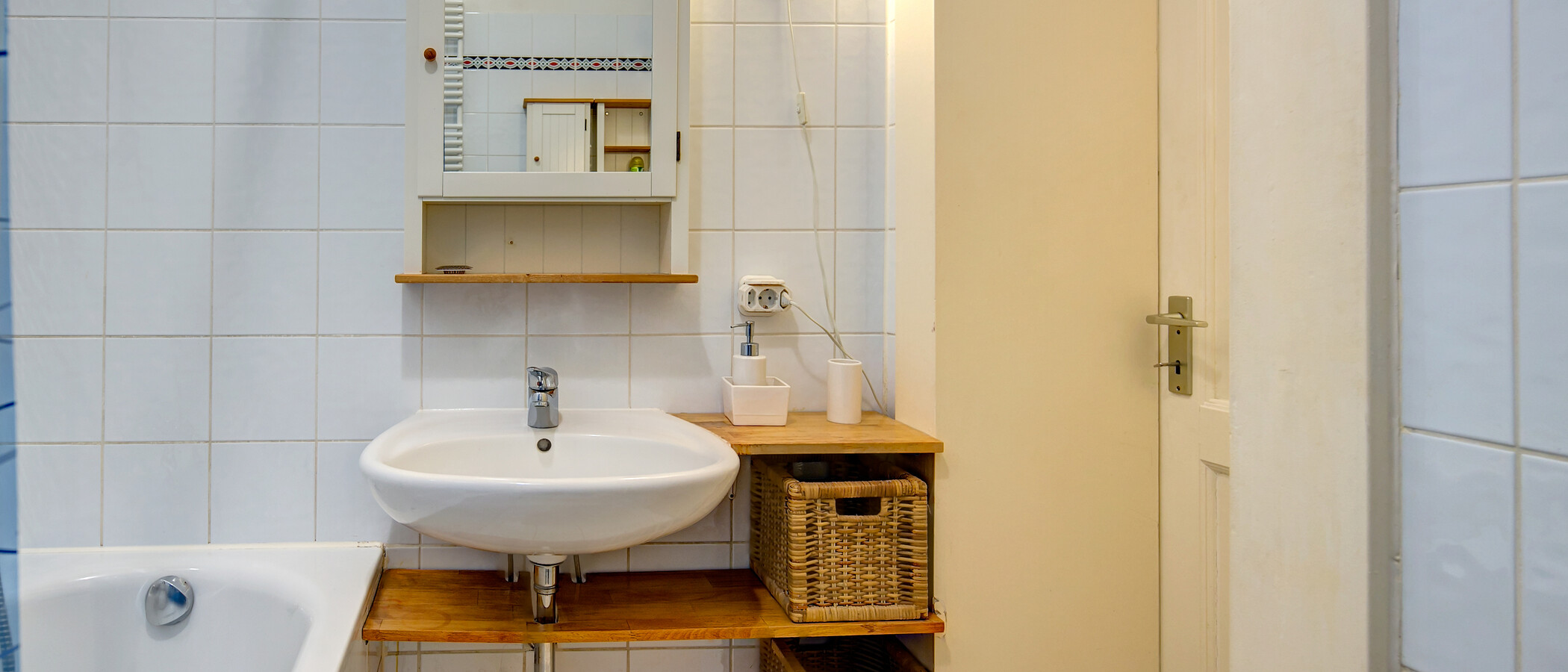 apartment München Haidhausen 01 bathroom 4924