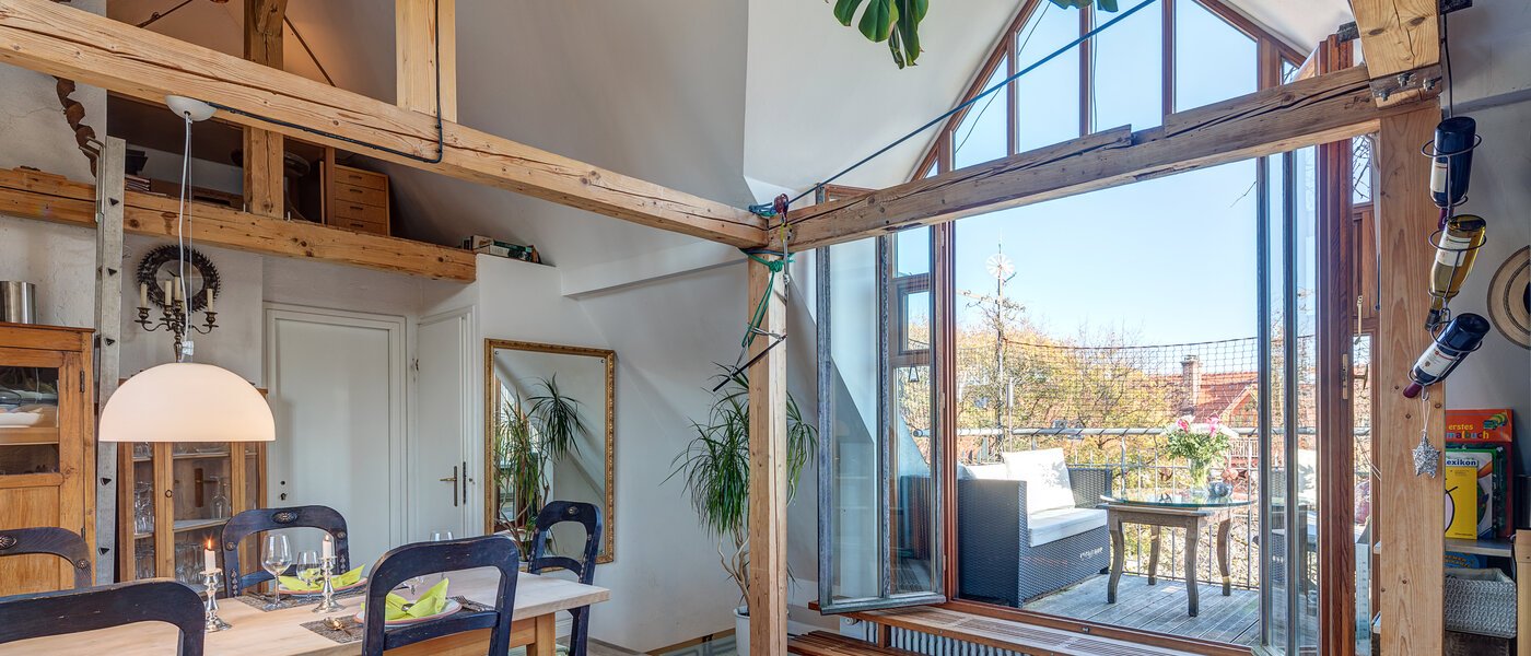 attic apartment München Obergiesing 04 kitchen 4959