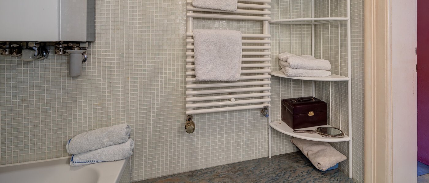 attic apartment München Obergiesing 03 bathroom 4959