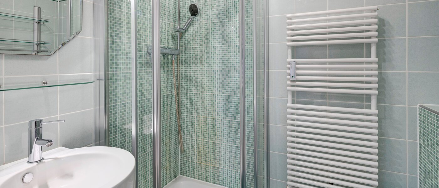 apartment with garden 	 München Au 01 2. bathroom 4965