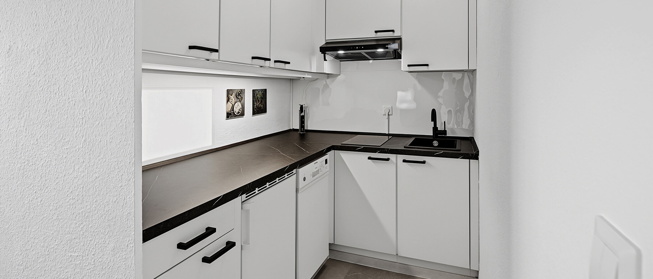 apartment München Moosach 01 kitchen 4969