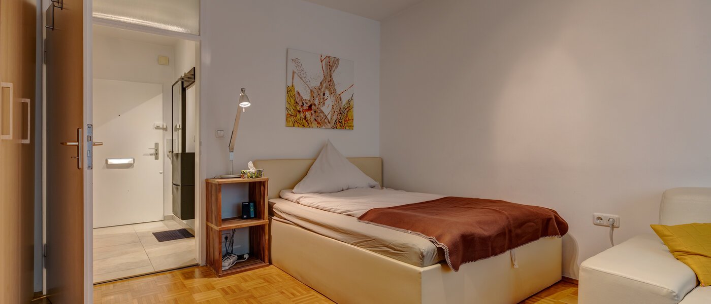 studio München Schwabing-West (rund um den Hohenzollernplatz) 01 sleeping area 4983