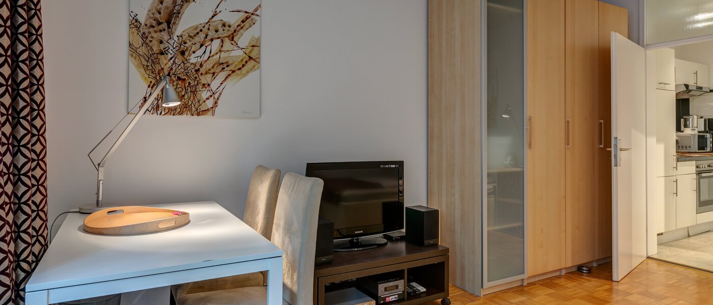 studio München Schwabing-West (rund um den Hohenzollernplatz) 02 living area 4983