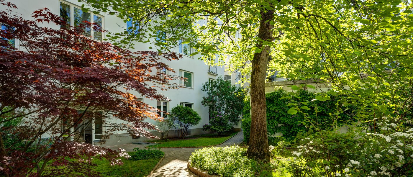 apartment München Schwabing (rechts der Leopoldstraße) 02 inner courtyard  4984