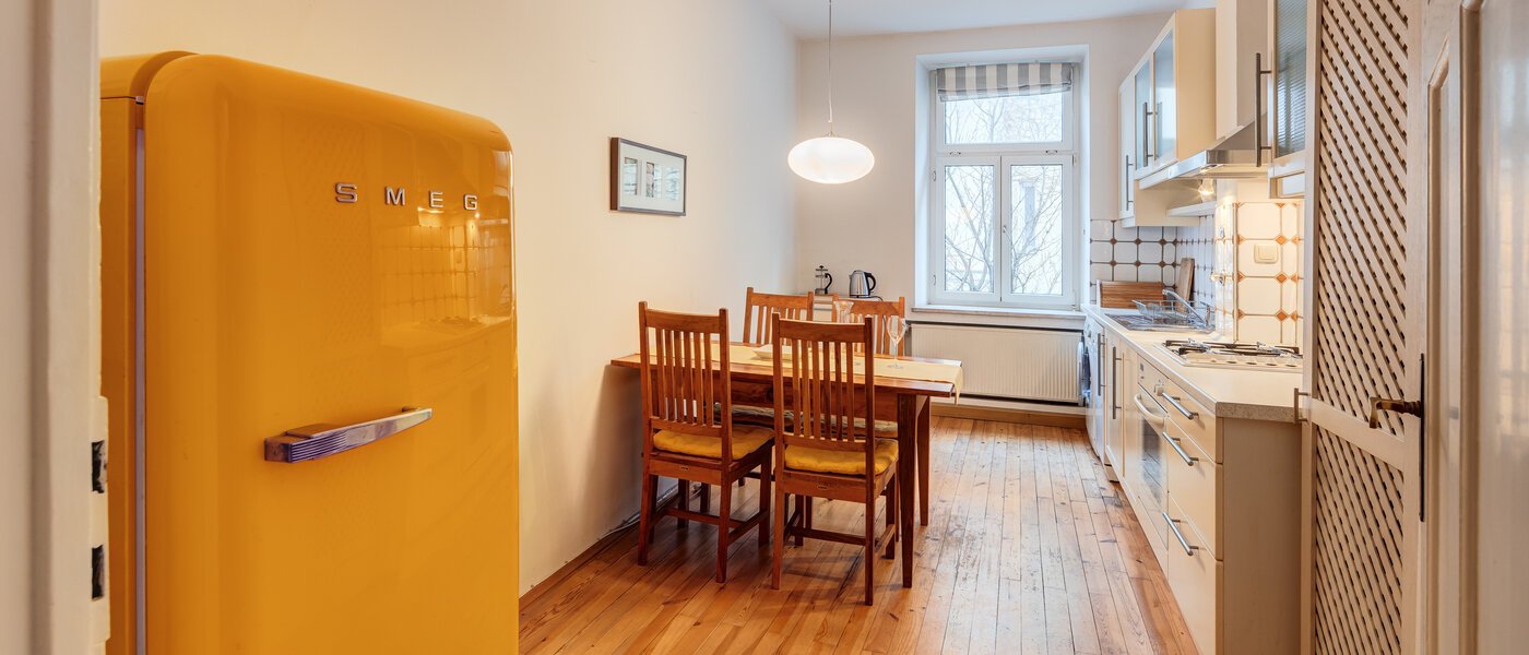 apartment München Neuhausen 03 kitchen 5003