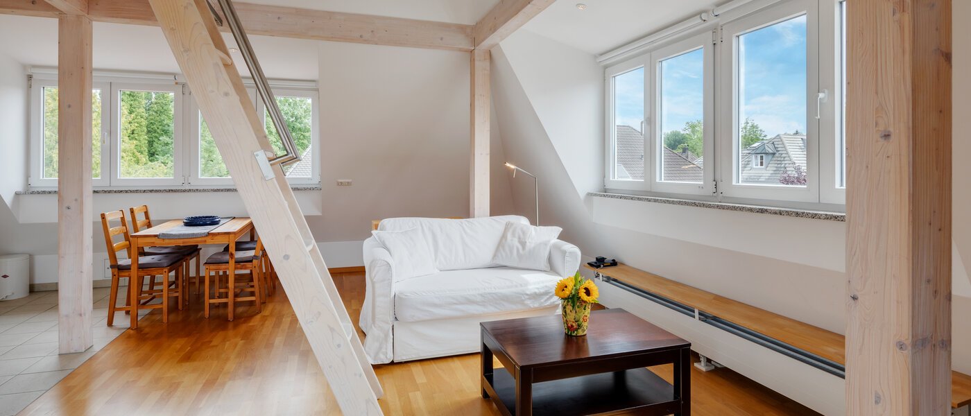 gallery apartment  München Freimann 02 living area 5027