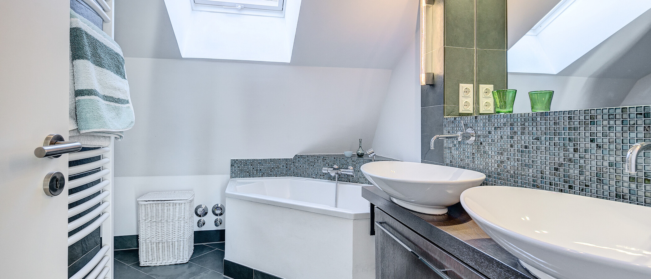 roof terrace apartment München Schwabing-West 01 bathroom 5041