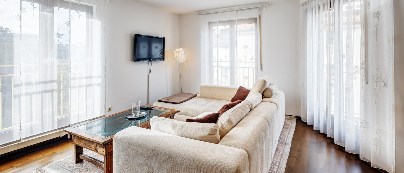 apartment München Au-Haidhausen 05 living area 5059