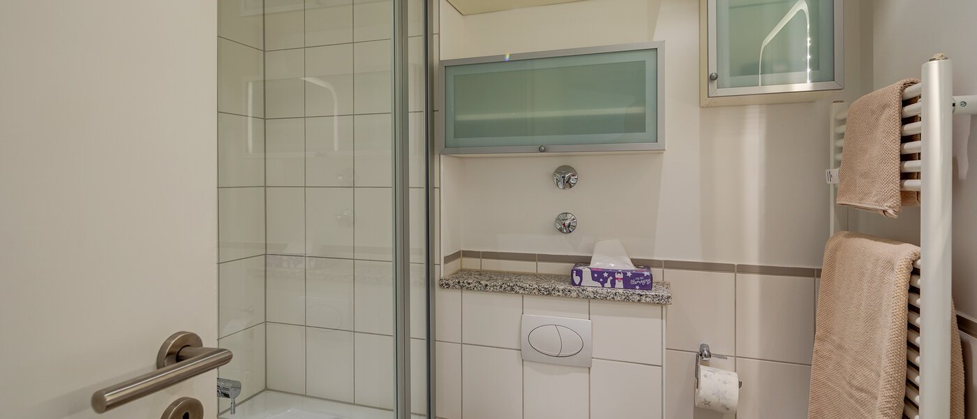 apartment München Schwabing 02 bathroom 5064