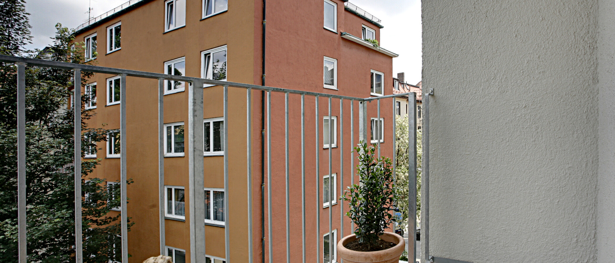 apartment München Isarvorstadt 03 balcony 5072