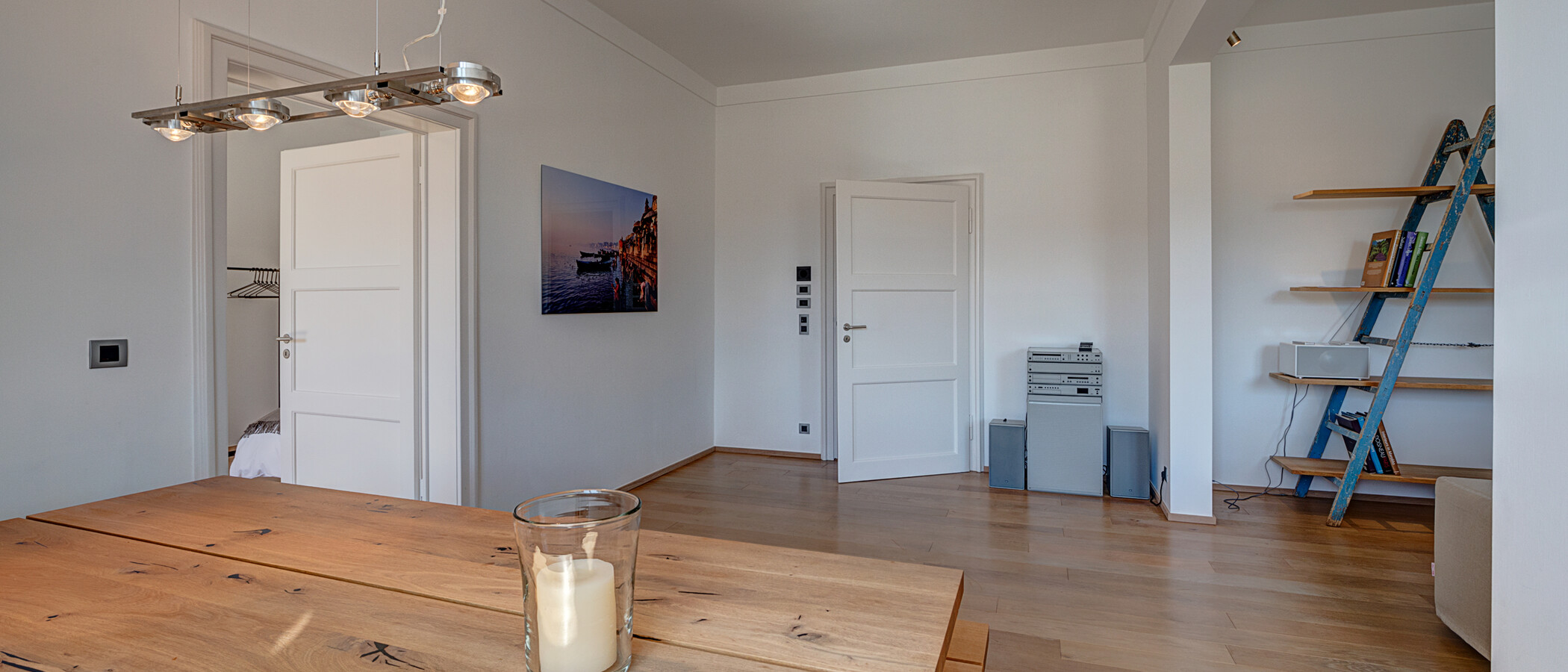 apartment München Maxvorstadt - Rund um den Josephsplatz 03 dining 5076