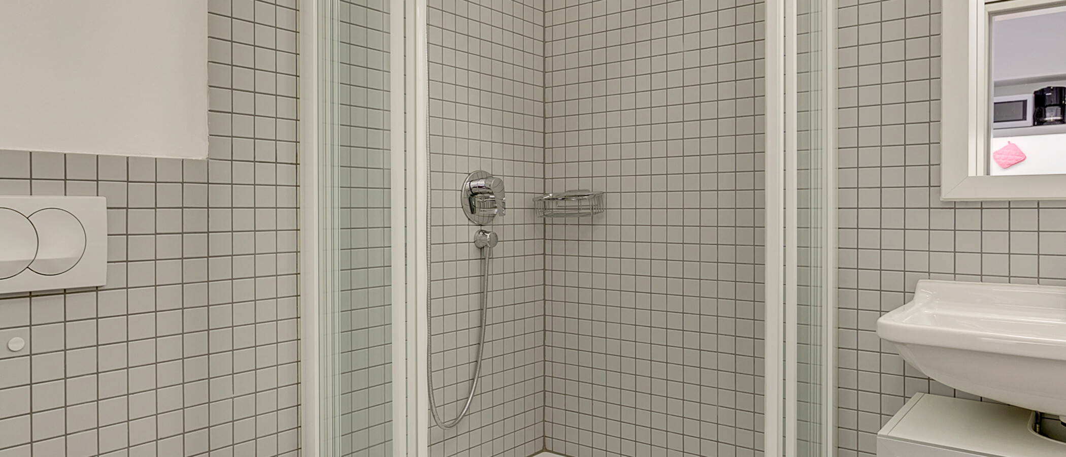 apartment München Lehel 02 bathroom 5085