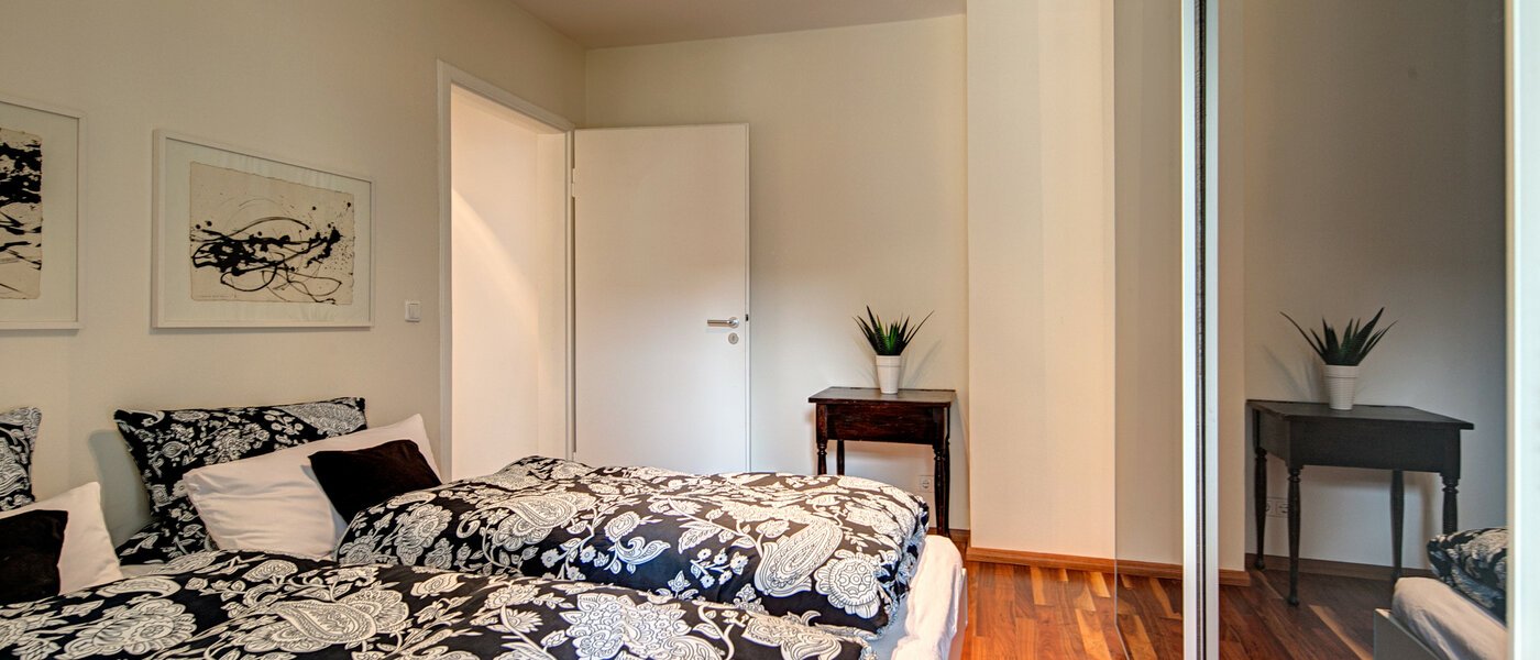 apartment München Isarvorstadt 04 sleeping area 5087