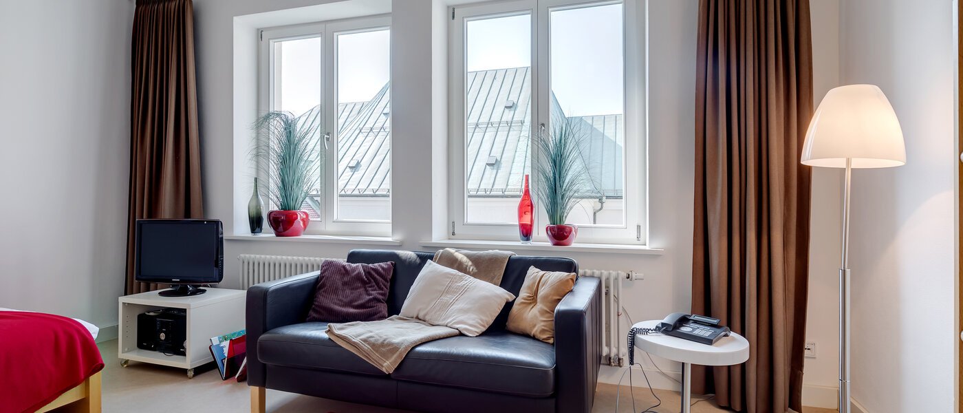 apartment München Lehel 01 living area 5093