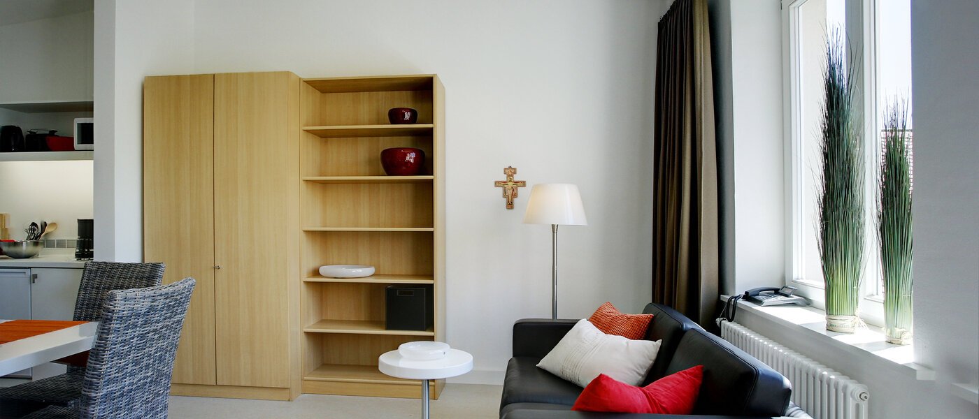 apartment München Lehel 04 living area 5096