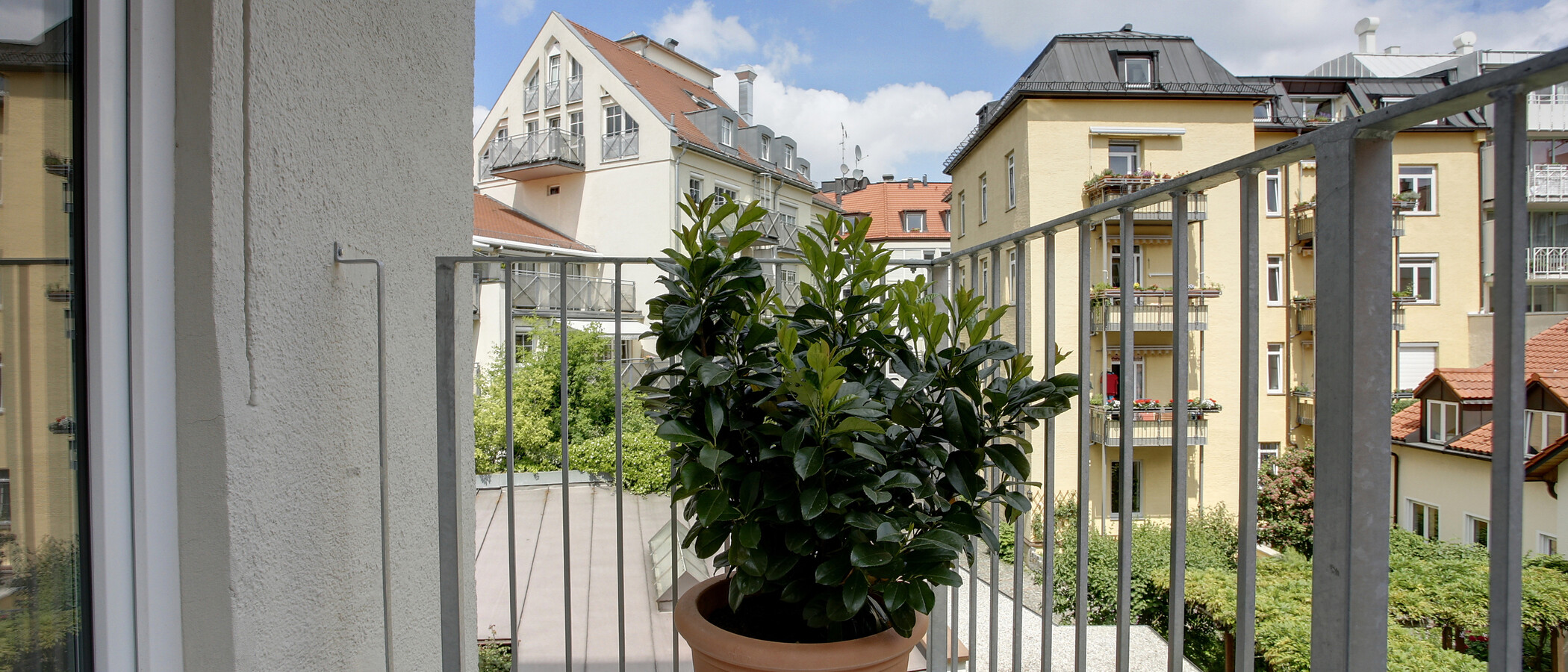 apartment München Isarvorstadt 03 balcony 5097