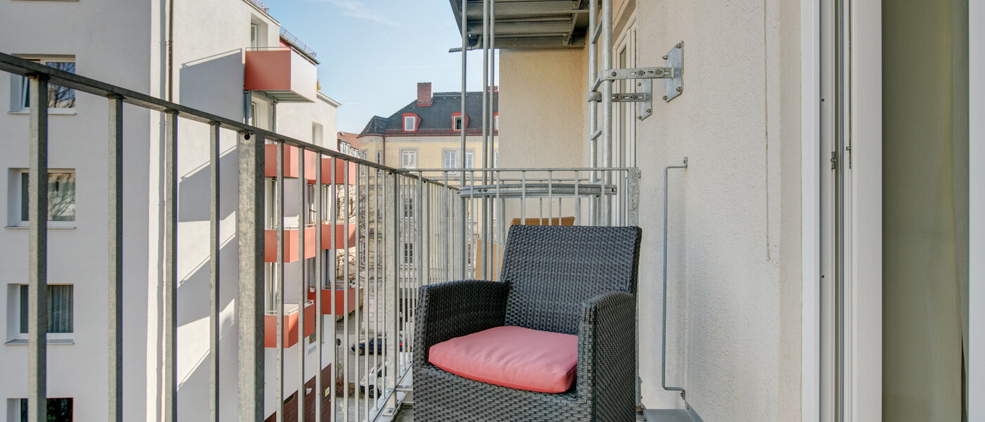 apartment München Isarvorstadt 01 balcony 5105