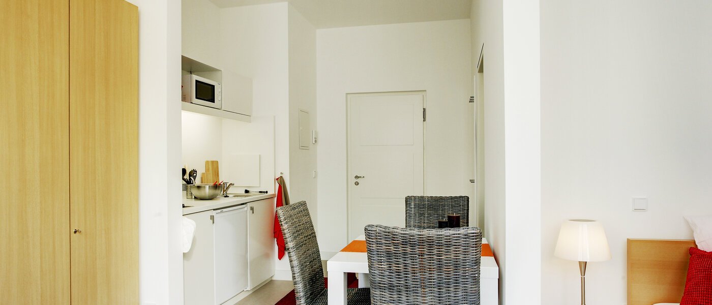 apartment München Lehel 04 living room 5114