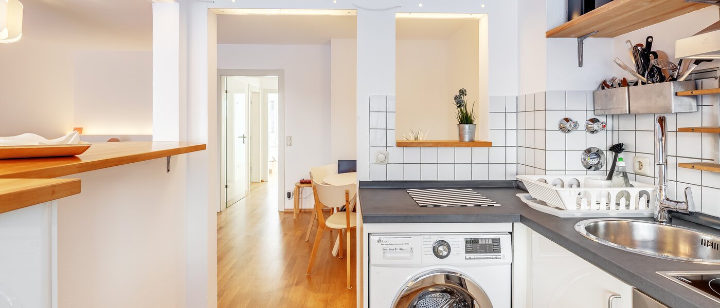 apartment with garden 	 München Au 03 kitchen 5163