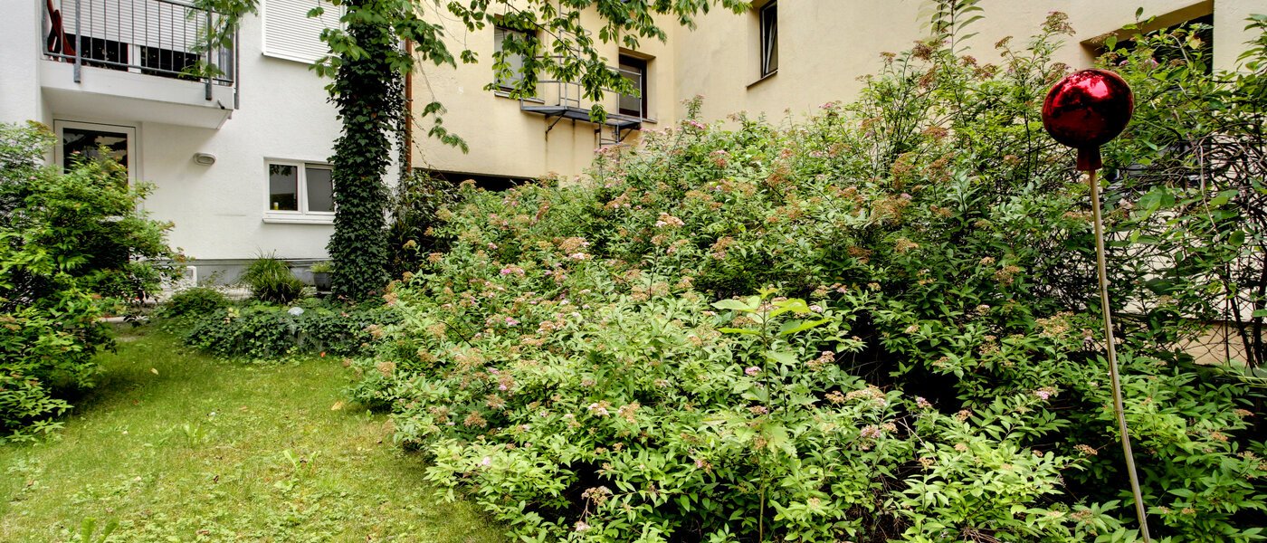 apartment with garden 	 München Au 02 garden 5163