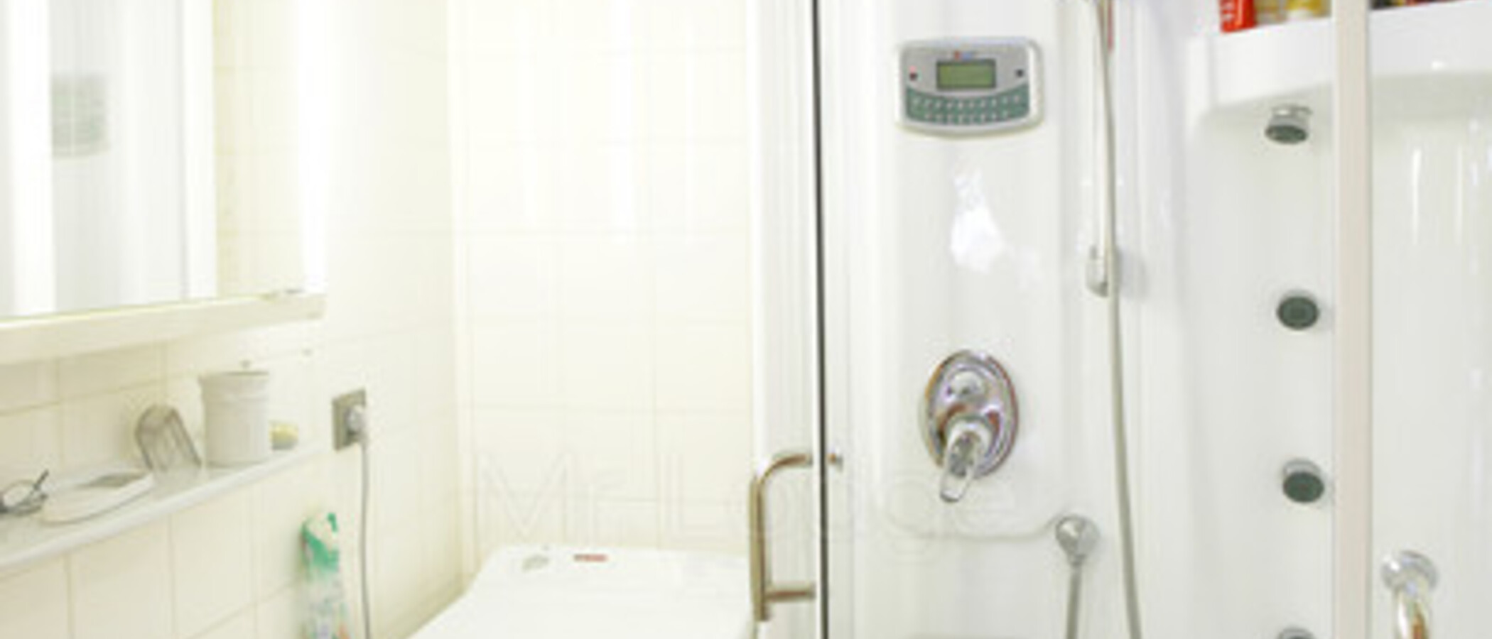 apartment München Schwabing-Georgenschwaige 01 2. bathroom 5164
