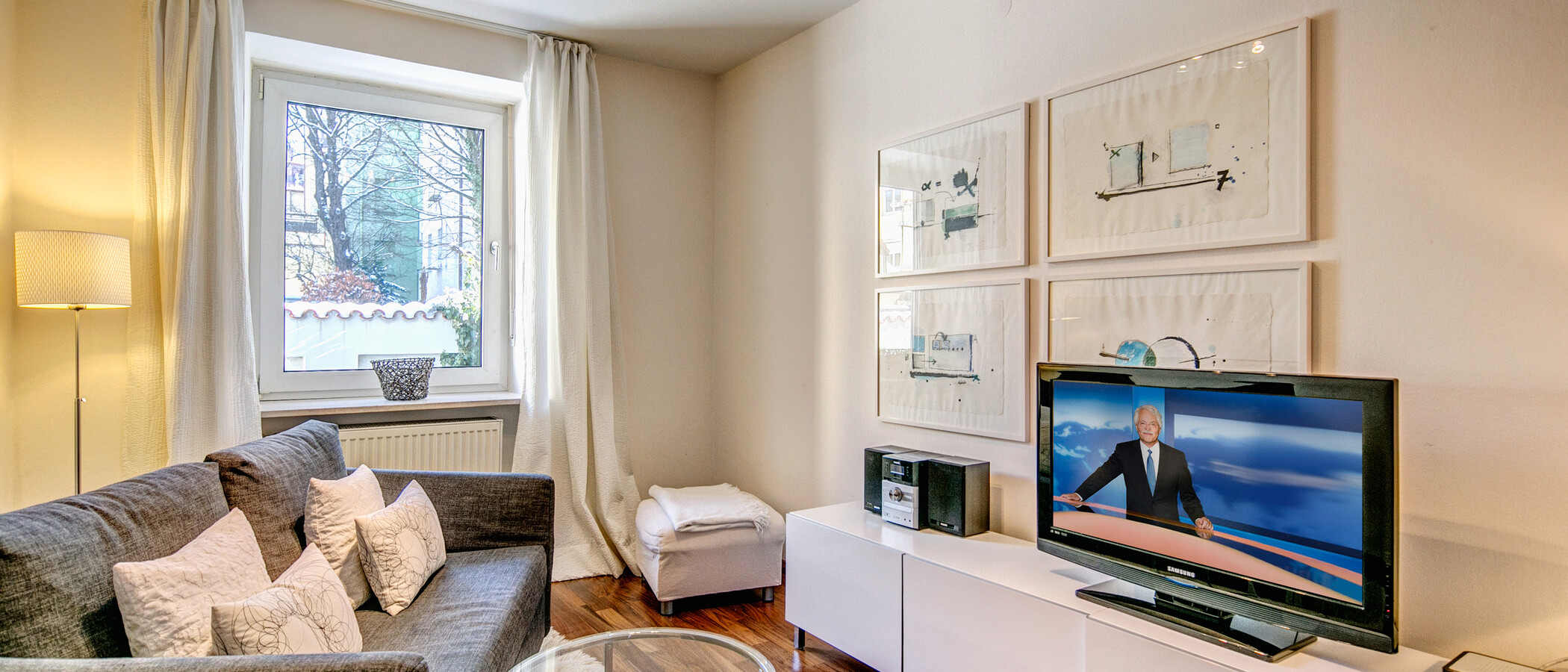 apartment München Isarvorstadt 02 living room 5166