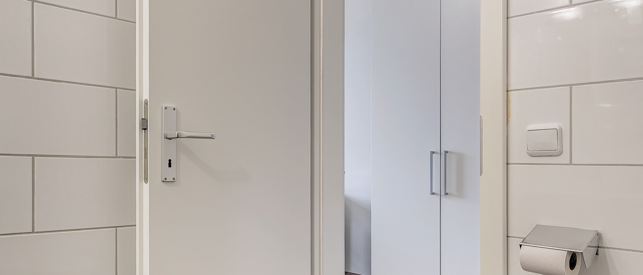 apartment München Schwabing (rechts der Leopoldstraße) 03 bathroom 5170