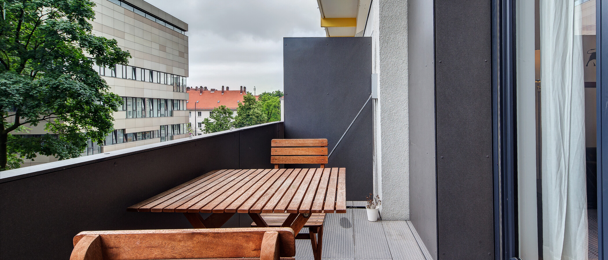 apartment München Schwabing (rechts der Leopoldstraße) 03 balcony 5170