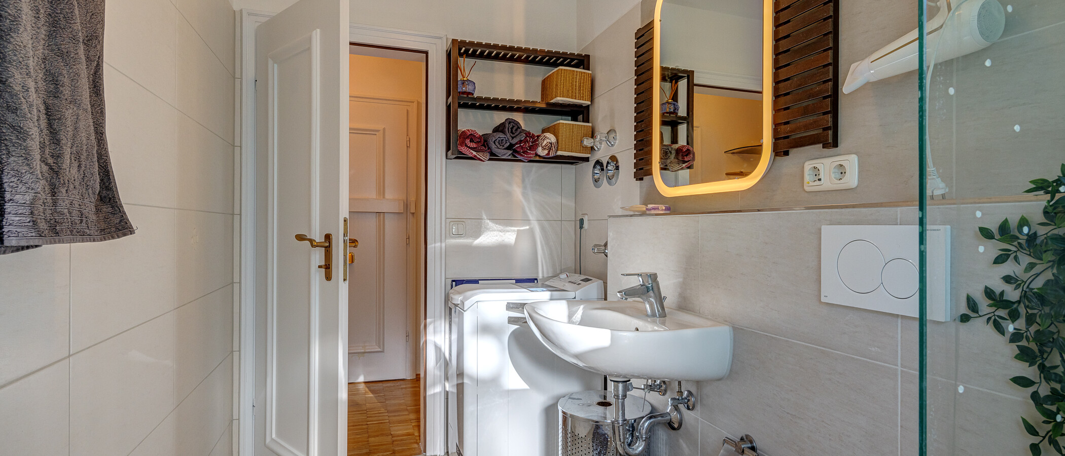 apartment München Haidhausen 02 bathroom 5172