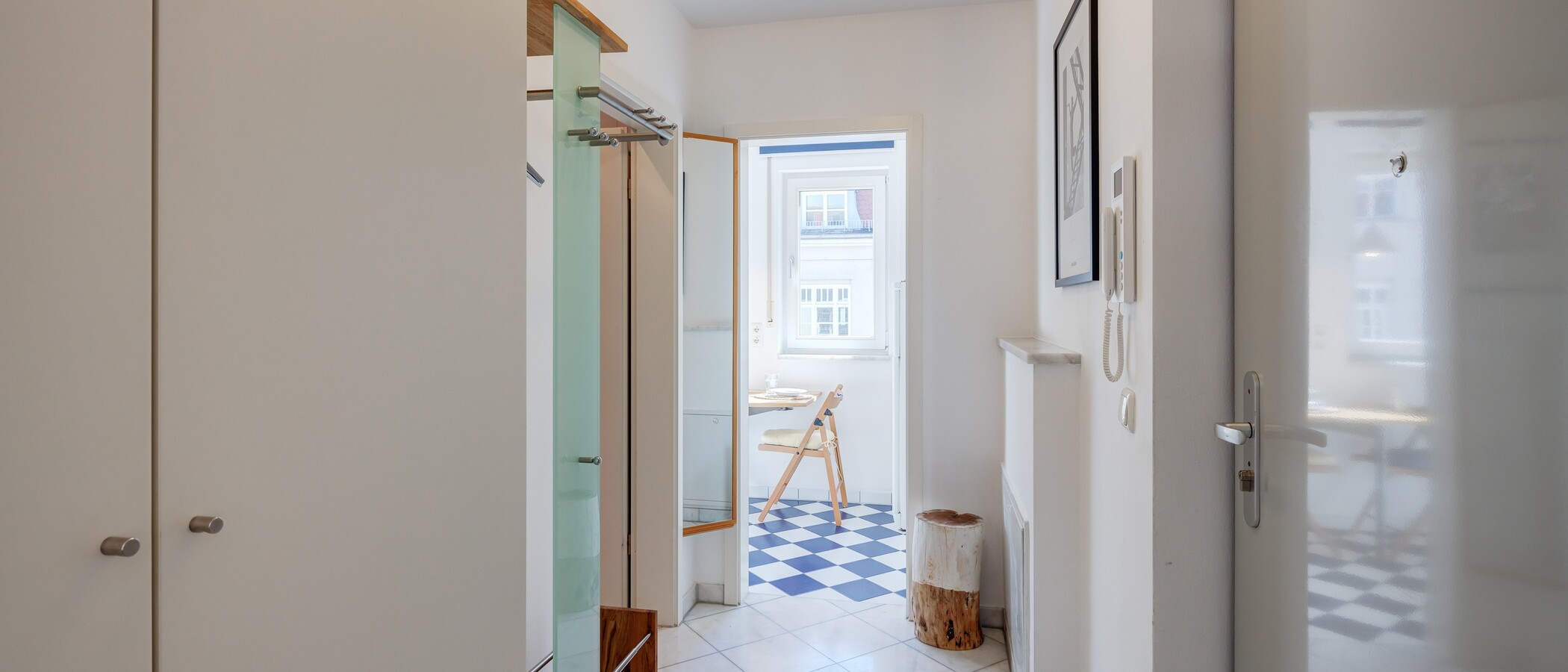 apartment München Lehel 02 hall 5191