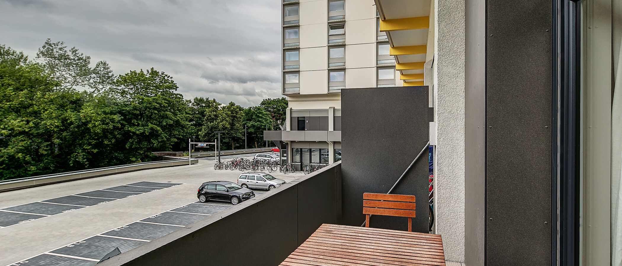 studio München Schwabing (rechts der Leopoldstraße) 02 balcony 5202