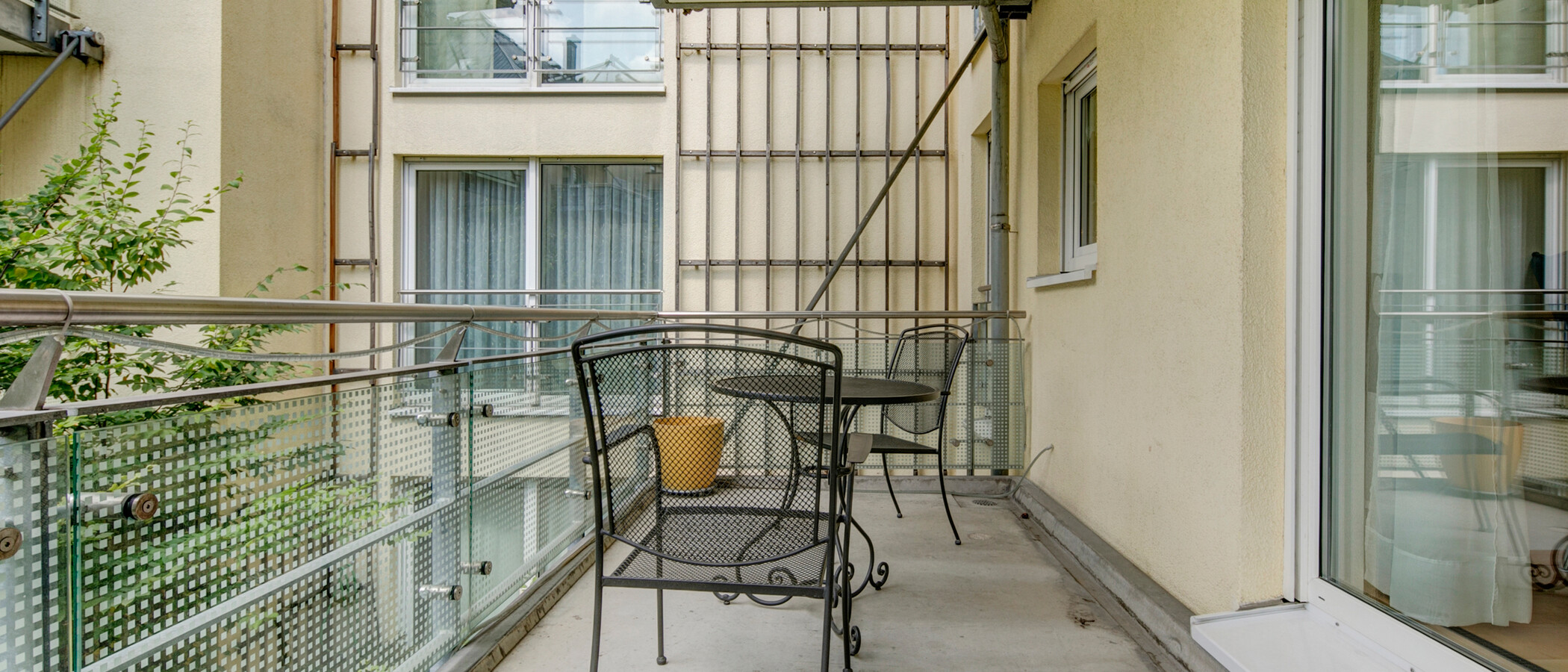 apartment München Glockenbachviertel 02 balcony 523